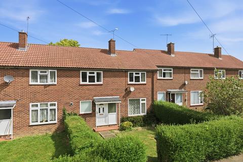 3 bed property, in Temple Mead, £425,000
