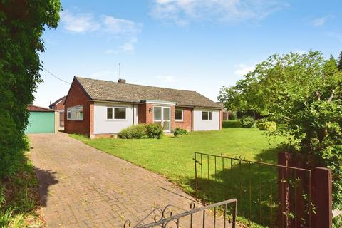 4 bed property, in Hockers Close, £525,000
