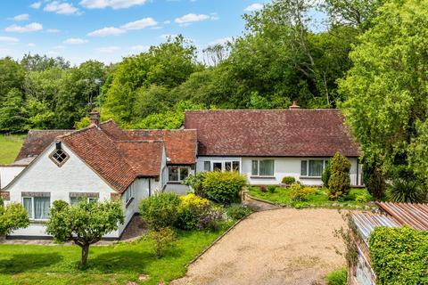 5 bed property, in Byers Lane, £1,225,000