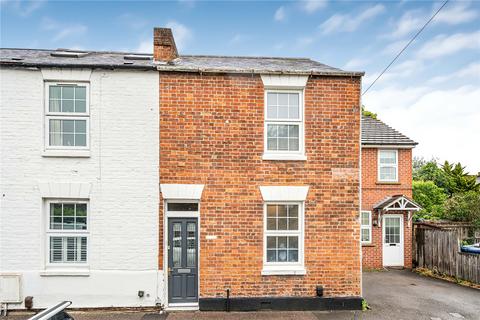 2 bed property, in Gordon Street, £450,000