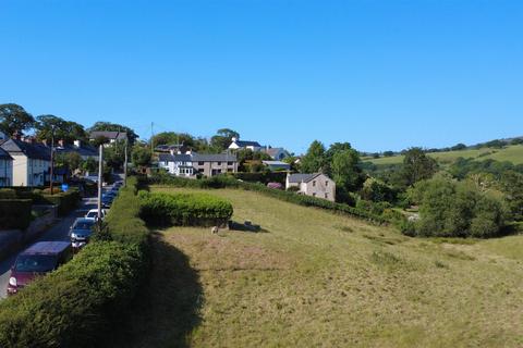 2 bed property, in Glan Conwy, £295,000