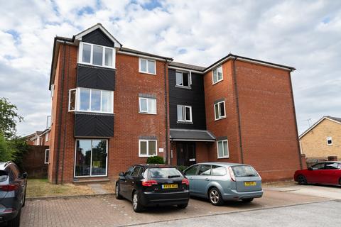 1 bed property, in Ranger Walk, £100,000