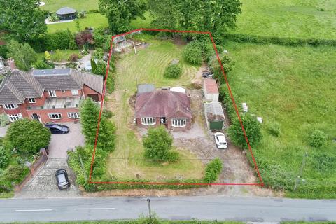 2 bed property, in Greenways Post Office Lane, £294,000
