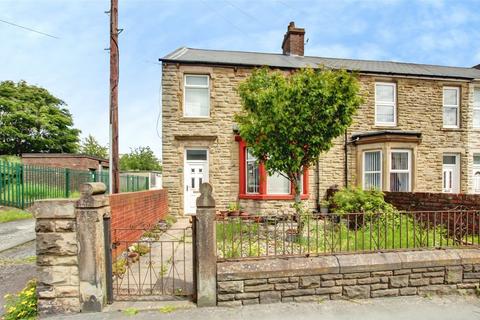 3 bed property, in Boyd Street, £140,000