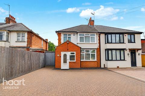 4 bed property, in Scraptoft Lane, £450,000