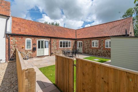 3 bed property, in The Street, £325,000