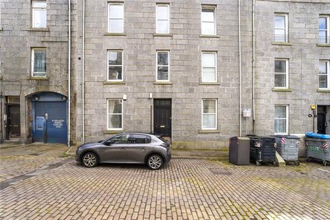 2 bed property, in 13 Fraser Street, £65,000
