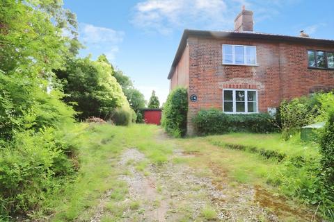 2 bed property, in High Common, £210,000