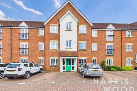 2 bed property, in Brendon Court, £180,000