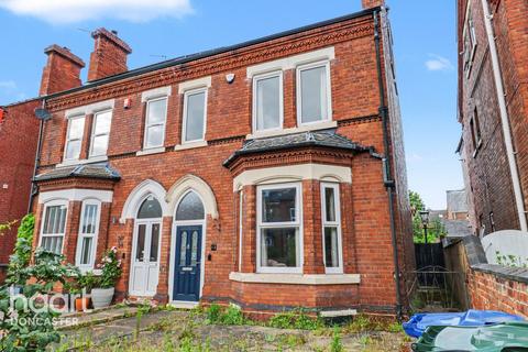 6 bed property, in St Marys Road, £210,000