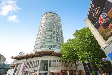 2 bed property, in New Street, £190,000