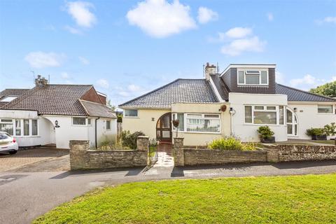 2 bed property, in Glenfalls Avenue, £400,000