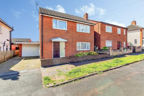 3 bed property, in Masefield Road, £300,000