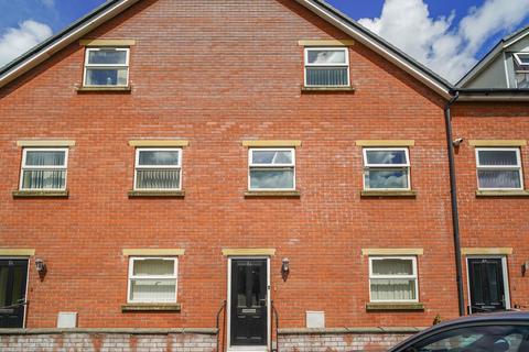 7 bed property, in Abbotsford Mews, £360,000