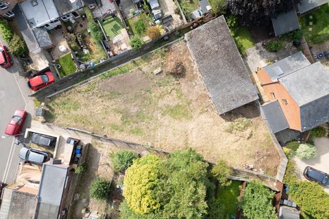 2 bed property, in Building Plot, £100,000