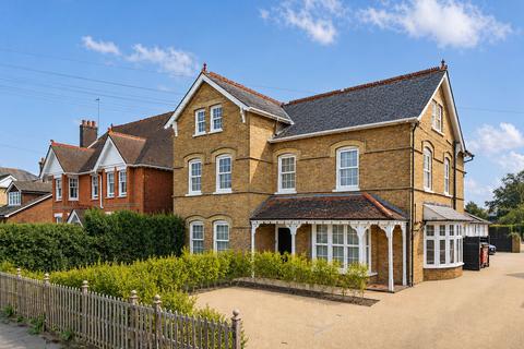 14 bed property, in Maltese Road, £1,400,000