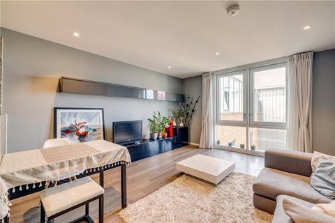 1 bed property, in Spectrum Way, £450,000