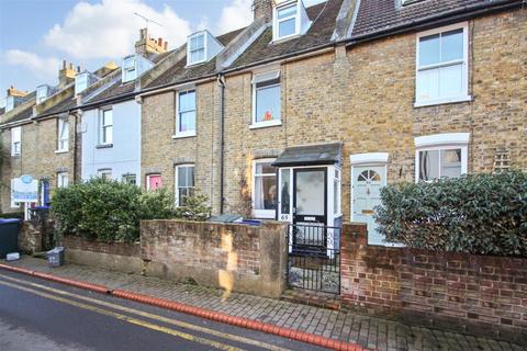 4 bed property, in Black Griffin Lane, £300,000