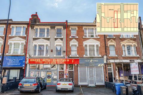 Studio, in 236 Brownhill Road, £500,000