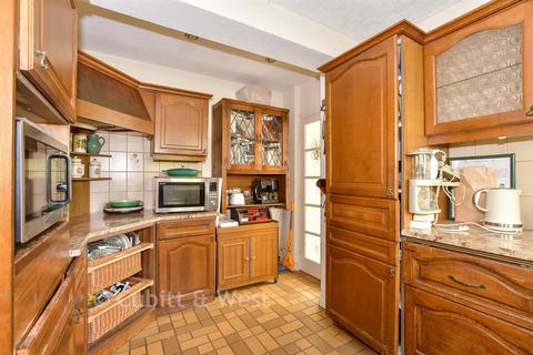 3 bed property, in Nuthurst Avenue, £750,000