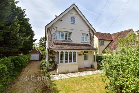 3 bed property, in Nuthurst Avenue, £750,000
