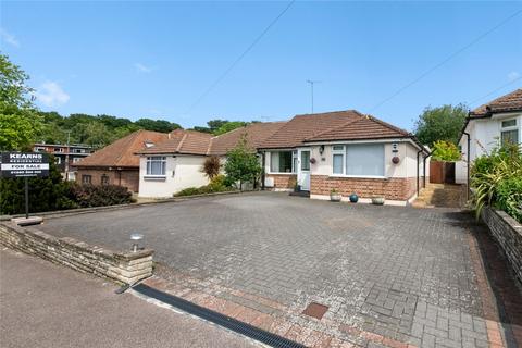 3 bed property, in Alva Way, £625,000