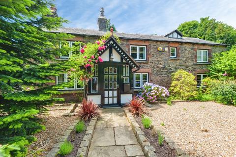 3 bed property, in Knowsley Lane, £975,000