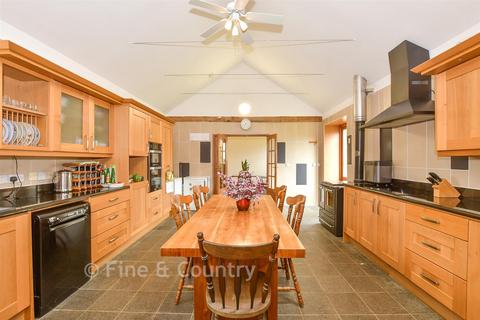 7 bed property, in Ford Farm Lane, £950,000