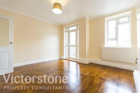4 bed property, in Ashcombe House, £470,000