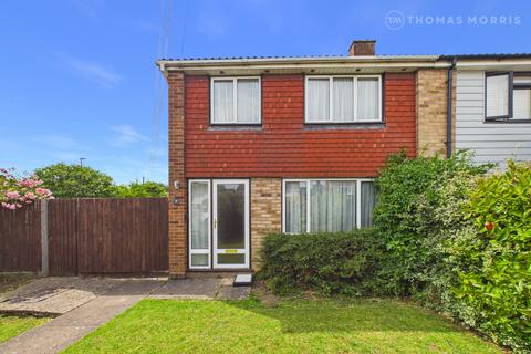 3 bed property, in Longsands Road, £300,000