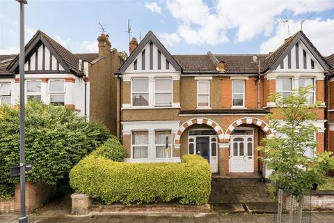 2 bed property, in Vaughan Rd, £375,000