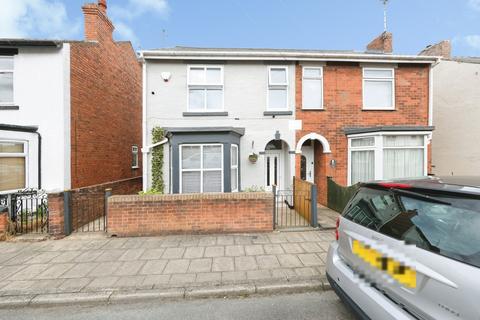 3 bed property, in Allcroft Street, £170,000