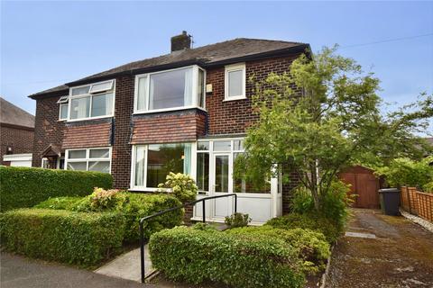 3 bed property, in Loughrigg Avenue, £230,000