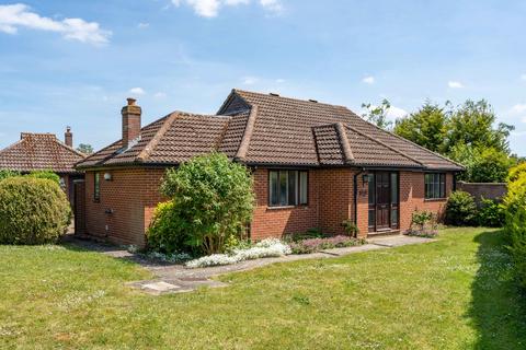 3 bed property, in Ashen, £450,000
