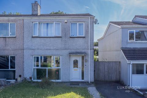 3 bed property, in Beaumaris Road, £290,000