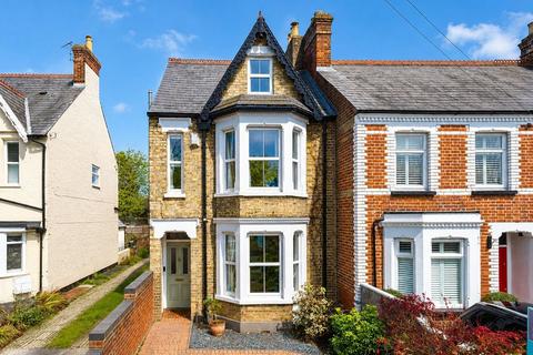 3 bed property, in Littlemore, £565,000