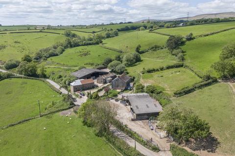 4 bed property, in Avonwick, £2,030,000