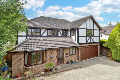 5 bed property, in Chapel Lane, £800,000
