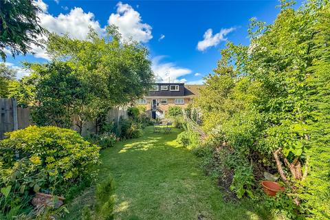 3 bed property, in Garrard Way, £575,000