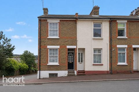 3 bed property, in Coronation Road, £220,000