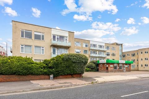 1 bed property, in Kingsway, £170,000