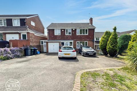 4 bed property, in Monksfield Avenue, £495,000