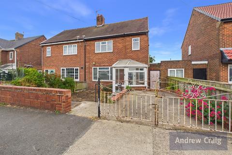 2 bed property, in North View, £99,950
