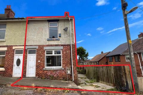 2 bed property, in 17 Frederick Street, £10,000