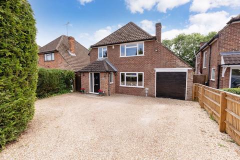 4 bed property, in Bunby Road, £850,000