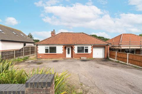 4 bed property, in Norwich Road, £400,000