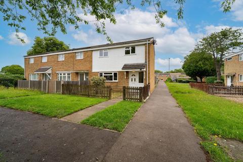 3 bed property, in Ripon Road, £325,000