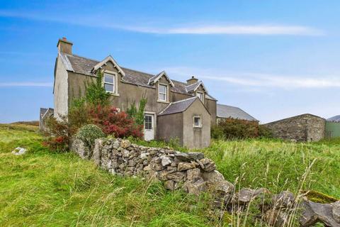 3 bed property, in Torrabus Farmhouse, £195,000
