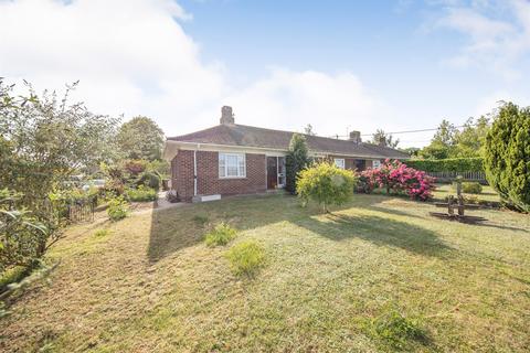 2 bed property, in Highfield, £290,000
