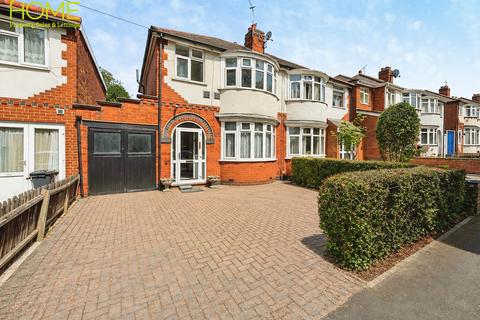 3 bed property, in Welford Road, £300,000